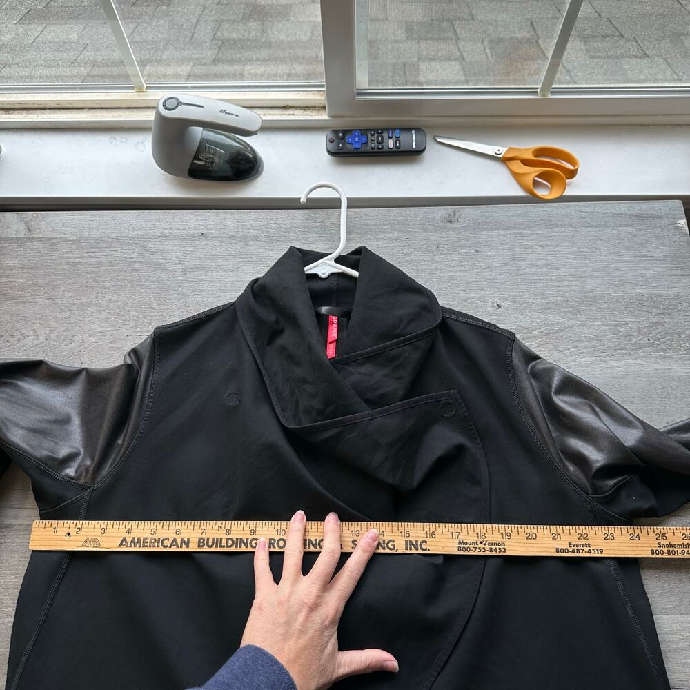 Spanx Faux Leather Convertible Drap Front Jacket Blazer Black XL #50176R - Picture 5 of 9
